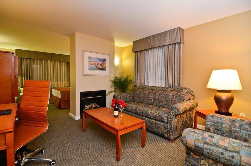 Best Western Plus Capitola By-the-Sea Inn & Suites Zimmer foto